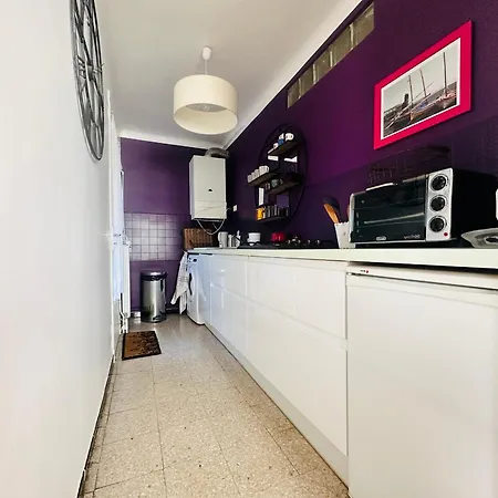 T3 A Collioure, 200m De La Plage, Calme Avec Parking Et Balcons - Fr-1-309-417 Apartment *